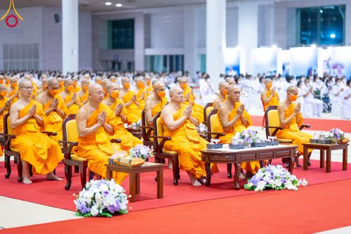 ภาพ No.90682:พิธีบำเพ็ญกุศลสวดพระอภิธรรม อุบาสกถาวร พรหมถาวร (อุบาสกผู้ปั้นพระ) วันอาทิตย์ที่ 15 ตุลาคม พ.ศ. 2566 ณ ห้องแก้วสารพัดนึก 1 สภาธรรมกายสากล วัดพระธรรมกาย จ.ปทุมธานี