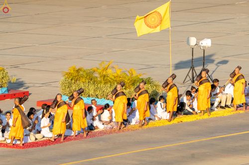 ภาพ No.287055:วันที่ 2 มกราคม พ.ศ.2569 พิธีต้อนรับพระธรรมยาตรา ครั้งที่ 1 (ภาพชุดที่ 2) ณ วัดพระธรรมกาย (วิหารหลวงปู่ - พระมหาธรรมกายเจดีย์)