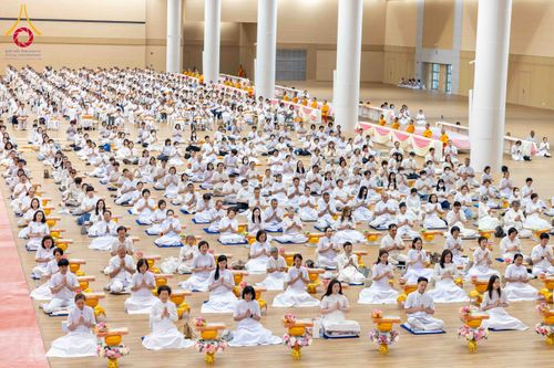 ภาพ No.313641:วันอาทิตย์ที่ 15 มีนาคม พ.ศ. 2569 พิธีร่วมบุญบรรพชาสามเณร 5000 รูป ณ ห้องแก้วสารพัดนึก 2 สภาธรรมกายสากล วัดพระธรรมกาย