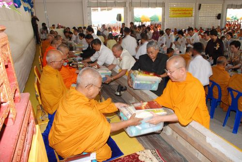 ภาพ No.3153:พิธีถวายสังฆทานแด่คณะสงฆ์ 266 วัด ใน 4 จังหวัดภาคใต้ ครั้งที่ 33
