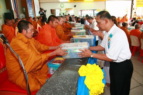 ภาพ No.3156:พิธีถวายสังฆทานแด่คณะสงฆ์ 266 วัด ใน 4 จังหวัดภาคใต้ ครั้งที่ 34