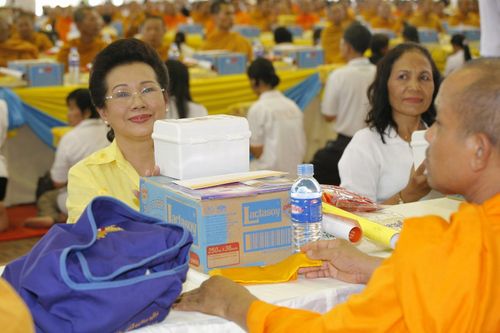 ภาพ No.3168:พิธีถวายสังฆทานแด่คณะสงฆ์ 266 วัด ใน 4 จังหวัดภาคใต้ ครั้งที่ 36