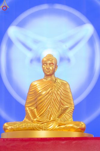 ภาพ No.78913:พิธีตักบาตร ข้าวสารอาหารแห้ง พิธีบูชาข้าวพระ ในวันอาทิตย์ต้นเดือนที่ 2 เมษายน พ.ศ. 2566