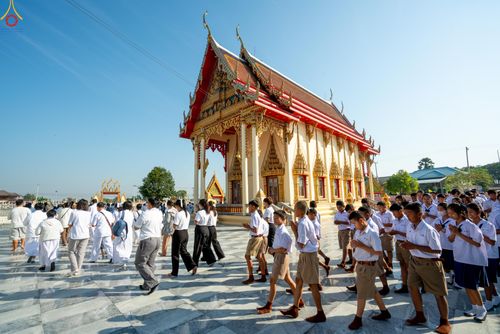 ภาพ No.293213:วันที่ 12 มกราคม พ.ศ. 2569 พิธีทอดผ้าป่าทำนุบำรุงศาสนสถาน ณ วัดคู้สลอดวุฒิโสภณ อ.ลาดบัวหลวง จ.พระนครศรีอยุธยา ในโครงการธรรมยาตรา กตัญญูบูชา มหาปูชนียาจารย์ พระมงคลเทพมุนี(สด จนฺทสโร) พระผู้ปราบมาร อนุสรณ์สถาน 7 แห่ง ปีที่ 14