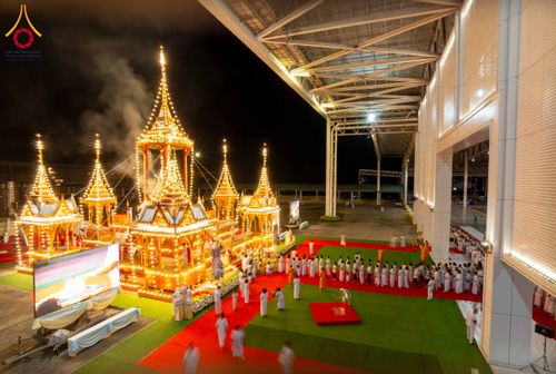 ภาพ No.316711:วันอาทิตย์ที่ 29 มีนาคม พ.ศ. 2569 พิธีทอดผ้าบังสุกุลและพิธีชำระร่าง โยมพ่อณรงค์ จินตมากุล  สิริอายุ 99 ปี 11 เดือน โยมบิดา พระครูปลัดรัตนวีรวัฒน์ (รังสฤษดิ์ อิทฺธิจินตโก) ที่ปรึกษาเจ้าคณะจังหวัดปทุมธานี เจ้าอาวาสวัดพระธรรมกาย  ณ ฌาปนสถานชั่วคราว ทางเข้า 