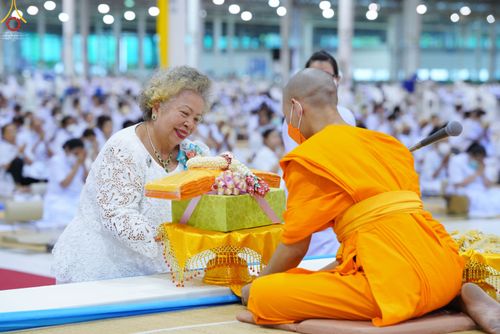 ภาพ No.83918:พิธีมุทิตาอุปสมบทพระมหาเปรียญธรรม ในวันอาทิตย์ที่ 2 กรกฎาคม พ.ศ.2566 ณ สภาธรรมกายสากล วัดพระธรรมกาย