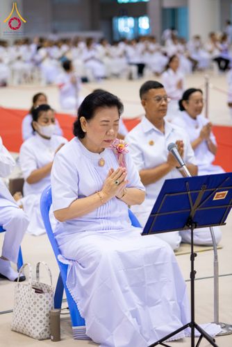 ภาพ No.321581:วันอาทิตย์ที่ 12 เมษายน พ.ศ.2569 กิจกรรมงานบุญวันอาทิตย์ สาธุชนปฏิบัติธรรมร่วมกัน ณ ห้องแก้วสารพัด 1 วัดพระธรรมกาย ปทุมธานี