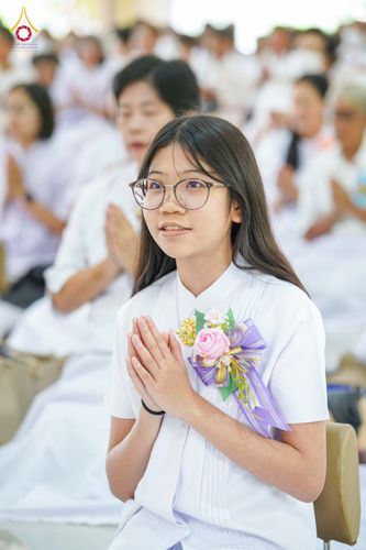 ภาพ No.346586:วันอาทิตย์ที่ 30 สิงหาคม พ.ศ.2569 พิธีทอดผ้าป่า สวดธรรมจักรกัปปวัตนสูตรกลั่นแผ่นดินโปรยรัตนชาติ  สถาปนาองค์พระเจดีย์เพื่อสร้างสันติภาพโลก  ณ ศูนย์ปฏิบัติธรรมพนมสารคาม (เพชรตะวัน) จังหวัดฉะเชิงเทรา