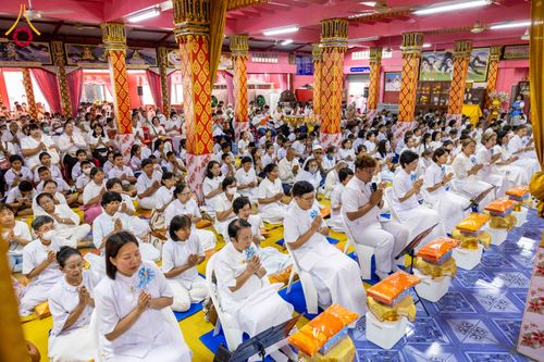 ภาพ No.303733:วันที่ 27 มกราคม พ.ศ. 2569 พิธีทอดผ้าป่าทำนุบำรุงศาสนสถาน ณ วัดตะเคียน อ.บางกรวย จ.นนทบุรี ในโครงการธรรมยาตรา กตัญญูบูชา มหาปูชนียาจารย์ พระมงคลเทพมุนี(สด จนฺทสโร) พระผู้ปราบมาร อนุสรณ์สถาน 7 แห่ง ปีที่ 14