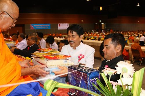 ภาพ No.3263:พิธีถวายสังฆทานแด่คณะสงฆ์ 266 วัด ใน 4 จังหวัดภาคใต้ ครั้งที่ 48
