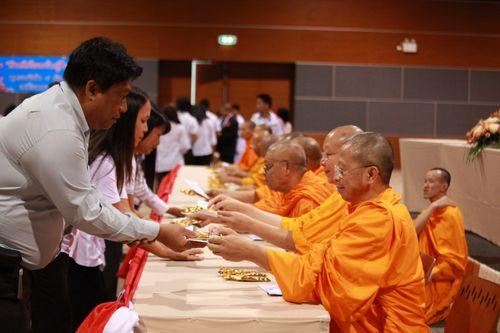 ภาพ No.3265:พิธีถวายสังฆทานแด่คณะสงฆ์ 266 วัด ใน 4 จังหวัดภาคใต้ ครั้งที่ 48