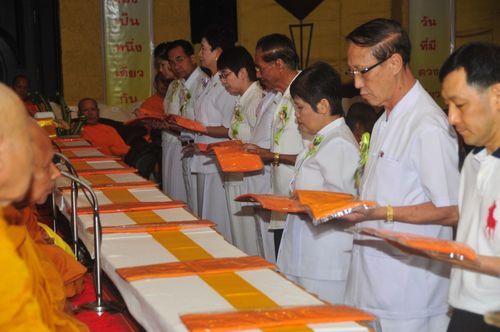 ภาพ No.3274:พิธีถวายสังฆทานแด่คณะสงฆ์ 266 วัด ใน 4 จังหวัดภาคใต้ ครั้งที่ 49