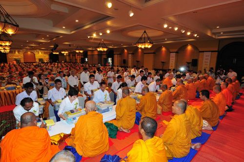 ภาพ No.3278:พิธีถวายสังฆทานแด่คณะสงฆ์ 266 วัด ใน 4 จังหวัดภาคใต้ ครั้งที่ 49