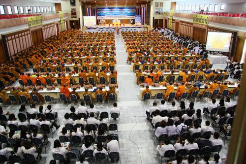 ภาพ No.3285:พิธีถวายสังฆทานแด่คณะสงฆ์ 266 วัด ใน 4 จังหวัดภาคใต้ ครั้งที่ 50