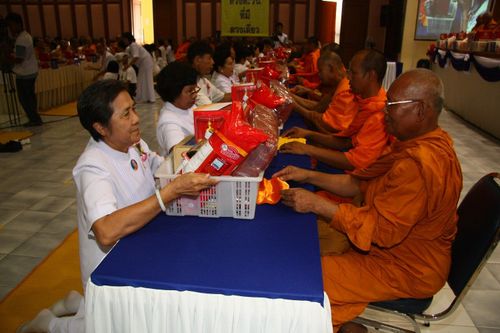 ภาพ No.3290:พิธีถวายสังฆทานแด่คณะสงฆ์ 266 วัด ใน 4 จังหวัดภาคใต้ ครั้งที่ 50