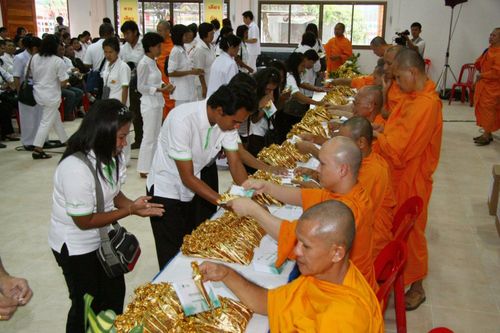 ภาพ No.3306:พิธีถวายสังฆทานแด่คณะสงฆ์ 266 วัด ใน 4 จังหวัดภาคใต้ ครั้งที่ 51