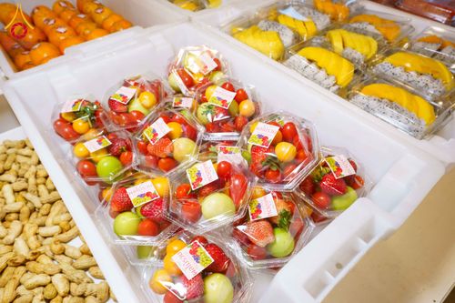 ภาพ No.303177:วันที่ 26 มกราคม พ.ศ. 2569 พิธีถวายภัตตาหารเป็นสังฆทาน แด่พระธรรมยาตรา ณ วัดพระธรรมกาย  จังหวัดปทุมธานี ในโครงการธรรมยาตรา กตัญญูบูชา มหาปูชนียาจารย์ พระมงคลเทพมุนี(สด จนฺทสโร) พระผู้ปราบมาร อนุสรณ์สถาน 7 แห่ง ปีที่ 14