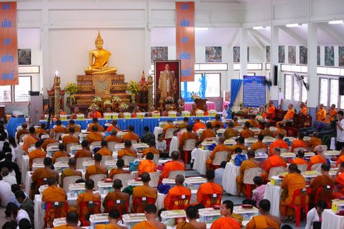 ภาพ No.3322:พิธีถวายสังฆทานแด่คณะสงฆ์ 266 วัด ใน 4 จังหวัดภาคใต้ ครั้งที่ 53