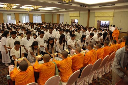 ภาพ No.3349:พิธีถวายสังฆทานแด่คณะสงฆ์ 266 วัด ใน 4 จังหวัดภาคใต้ ครั้งที่ 55