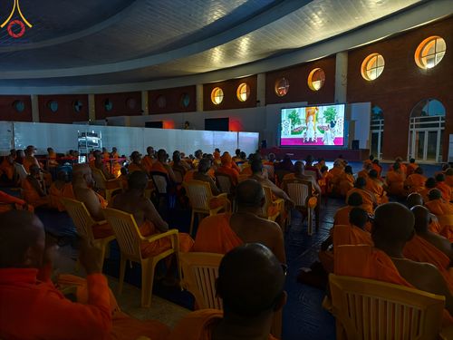 ภาพ No.315282:​วันอาทิตย์ที่ 22 มีนาคม พ.ศ.2569 สามเณรธรรมทายาทเนปาล 500 รูป ฟังธรรม สวดมนต์ ปฏิบัติธรรมร่วมกัน  ณ International Assembly and Meditation Hall Lumbini