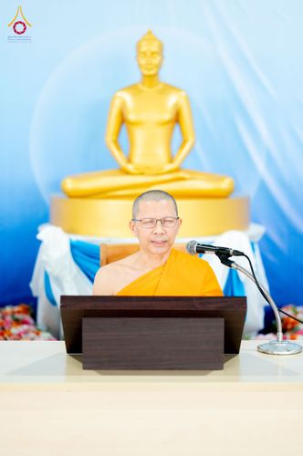 ภาพ No.336070:วันที่ 20 มิถุนายน พ.ศ. 2569 พิธีตักบาตรฉลองพระใหม่ โครงการอุปสมบทธรรมทายาทอุดมศึกษา รุ่นที่ 53