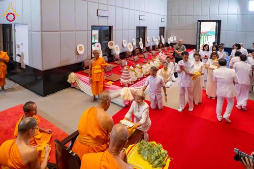 ภาพ No.309033:วันอาทิตย์ที่ 8 กุมภาพันธ์ พ.ศ. 2569  พิธีต้อนรับพระบัญชาสมเด็จพระสังฆราช แต่งตั้ง  “พระครูปลัดรัตนวีรวัฒน์” (รังสฤษดิ์ อิทฺธิจินฺตโก) เจ้าอาวาสวัดพระธรรมกาย ให้ดำรงตำแหน่ง “ที่ปรึกษาเจ้าคณะจังหวัดปทุมธานี”