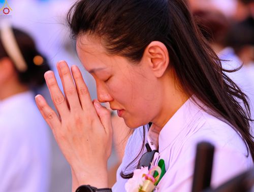 ภาพ No.324687:วันที่ 22 เมษายน พ.ศ.2569 (วันคุ้มครองโลก) บรรยากาศสาธุชน ในงานถวายมหาสังฆทาน 40,000 กว่าวัดทั่วประเทศ ณ ลานธรรม วัดพระธรรมกาย