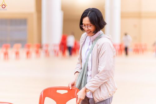 ภาพ No.322771:วันที่ 15-18 เมษายน พ.ศ.2569 การเเตรียมโต๊ะฉัน , เตรียมจุดพักค้าง , เรียงเก้าอี้ , เรียงกล่องไทยธรรม  เพื่องานถวายมหาสังฆทาน 40,000 กว่าวัดทั่วประเทศ วันคุ้มครองโลก 22 เมษายน พ.ศ.2569 วัดพระธรรมกาย