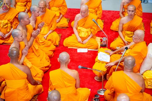 ภาพ No.137826:พิธีอุปสมบทสามเณรอุทิศชีวิต 11 รูป วันวิสาขบูชา พุธที่ 22 พฤษภาคม พ.ศ.2567 ณ อุโบสถ วัดพระธรรมกาย