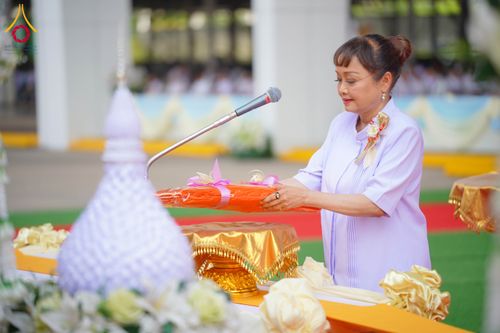 ภาพ No.316614:วันอาทิตย์ที่ 29 มีนาคม พ.ศ. 2569 พิธีทอดผ้าบังสุกุลและพิธีชำระร่าง โยมพ่อณรงค์ จินตมากุล  สิริอายุ 99 ปี 11 เดือน โยมบิดา พระครูปลัดรัตนวีรวัฒน์ (รังสฤษดิ์ อิทฺธิจินตโก) ที่ปรึกษาเจ้าคณะจังหวัดปทุมธานี เจ้าอาวาสวัดพระธรรมกาย  ณ ฌาปนสถานชั่วคราว ทางเข้า 