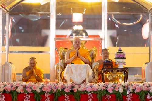 ภาพ No.324163:วันที่ 22 เมษายน พ.ศ.2569 (วันคุ้มครองโลก) พิธีถวายมหาสังฆทาน 40,000 กว่าวัดทั่วประเทศ ณ ลานธรรม พระมหาธรรมกายเจดีย์ วัดพระธรรมกาย