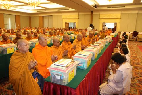 ภาพ No.3442:พิธีถวายสังฆทานแด่คณะสงฆ์ 286 วัด ใน 4 จังหวัดภาคใต้ ครั้งที่ 67