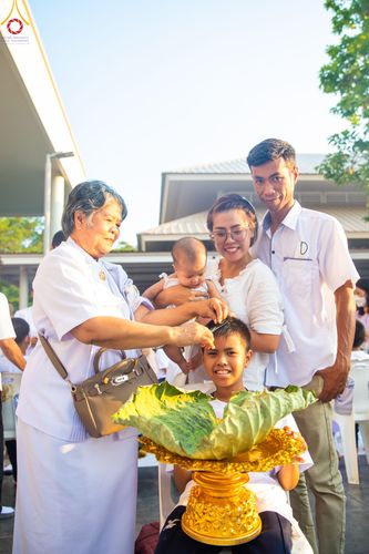 ภาพ No.78476:พิธีตัดปอยผม โครงการหน่อแก้วเปรียญธรรมรุ่นที่ 11  วันที่ 26 มีนาคม พ.ศ.2566  ณ หมู่กุฏิสามเณร อาคารค่ายจองแชมป์ วัดพระธรรมกาย