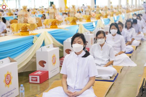 ภาพ No.85134:บรรยากาศการต้อนรับพระสังฆาธิการทั่วประเทศ และพิธีบูชาข้าวพระในวันสมาธิโลก วันอาทิตย์ต้นเดือนที่ 6 สิงหาคม พ.ศ. 2566 ณ สภาธรรมกายสากล วัดพระธรรมกาย