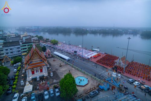 ภาพ No.284635:วันอาทิตย์ที่ 14 ธันวาคม พ.ศ.2568  พิธีทำบุญเมืองสุราษฎร์ธานี 110ปี และพิธีตักบาตรพระสงฆ์ 1,110 รูป  ณ บริเวณริมน้ำวัดกลาง (เก่า) ถนนบ้านดอน ตำบลตลาดใหม่ อำเภอเมือง จังหวัดสุราษฎร์ธานี