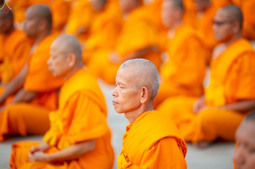 ภาพ No.299996:วันที่ 22 มกราคม พ.ศ.2569 พระธรรมยาตราปฏิบัติธรรม และถ่ายภาพหมู่ประวัติศาสตร์ ณ อาคารธรรมยาตรา กตัญญูบูชามหาปูชนียาจารย์  ตรงข้ามวัดปากน้ำภาษีเจริญ จ.กรุงเทพมหานคร ในโครงการธรรมยาตรา กตัญญูบูชา มหาปูชนียาจารย์ พระมงคลเทพมุนี(สด จนฺทสโร) พระผู้ปราบมาร อนุ