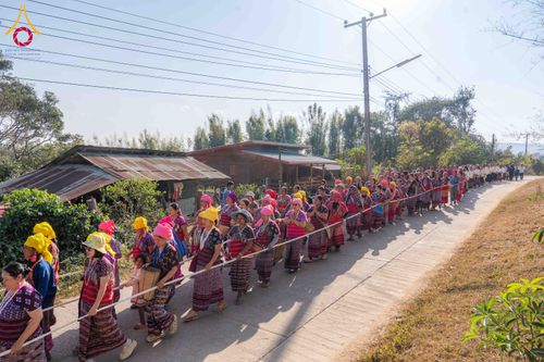 ภาพ No.308903:วันศุกร์ที่ 6 กุมภาพันธ์ พ.ศ.2569 พิธีอัญเชิญพระบรมสารีริกธาตุ เพื่อประดิษฐาน  ณ เจดีย์วัดทุ่งเจริญธรรม อ.อมก๋อย จ.เชียงใหม่