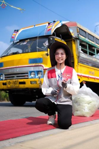 ภาพ No.301549:ภาพเบื้องหลังอาสาสมัครรวมใจ ชุดที่ 4 ในโครงการธรรมยาตรา กตัญญูบูชา มหาปูชนียาจารย์ พระมงคลเทพมุนี(สด จนฺทสโร) พระผู้ปราบมาร อนุสรณ์สถาน 7 แห่ง ปีที่ 14