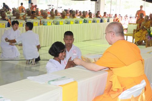 ภาพ No.3460:	พิธีถวายสังฆทานแด่คณะสงฆ์ 286 วัด ใน 4 จังหวัดภาคใต้ ครั้งที่ 69