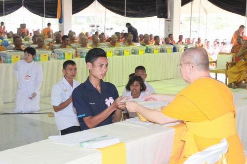 	พิธีถวายสังฆทานแด่คณะสงฆ์ 286 วัด ใน 4 จังหวัดภาคใต้ ครั้งที่ 69