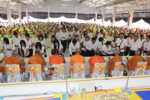 ภาพ No.3474:	พิธีถวายสังฆทานแด่คณะสงฆ์ 286 วัด ใน 4 จังหวัดภาคใต้ ครั้งที่ 69