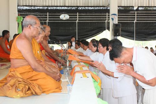 ภาพ No.3486:พิธีถวายสังฆทานแด่คณะสงฆ์ 286 วัด ใน 4 จังหวัดภาคใต้ ครั้งที่ 72