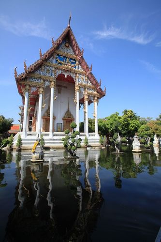 ภาพ No.4096:มูลนิธิธรรมกายช่วยภัยน้ำท่วม ปี พ.ศ.2554 ที่วัดเขียนเขต