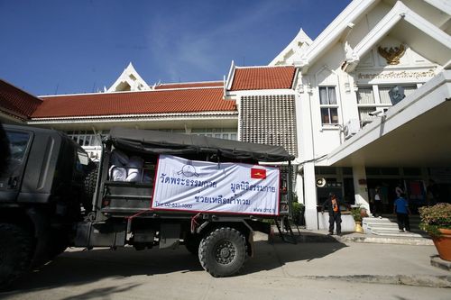 ภาพ No.4168:มูลนิธิธรรมกายช่วยภัยน้ำท่วม ปี พ.ศ.2554 ที่ศาลากลางจ.ปทุมธานีและอ.ลาดหลุมแก้ว จ.ปทุมธานี