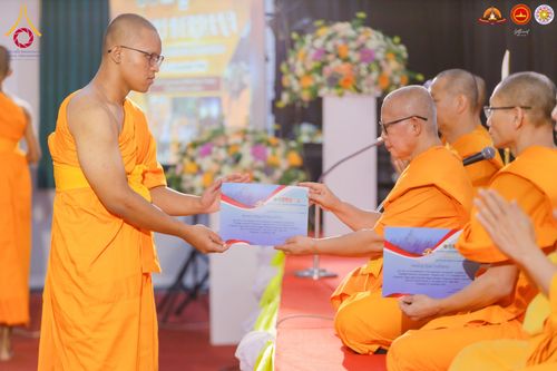 ภาพ No.280004:วันที่ 31 ธันวาคม พ.ศ. 2568 พิธีปิดโครงการอบรมสามเณรอินโดนีเซีย