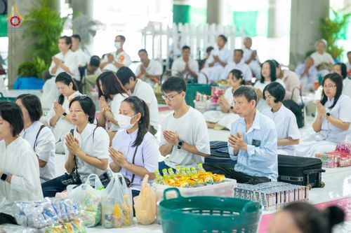 ภาพ No.342915:วันอาทิตย์ที่ 9 สิงหาคม พ.ศ.2569 พิธีตักบาตรฉลองพระใหม่ โครงการบรรพชาและอุปสมบทหมู่ รุ่นเข้าพรรษา ณ มหารัตนวิหาคด คอร์ 26 วัดพระธรรมกาย