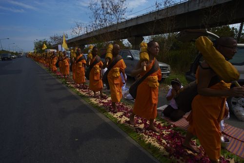 ภาพ No.5438:ประมวลภาพธุดงค์ธรรมชัย 2 มกราคม พ.ศ.2555