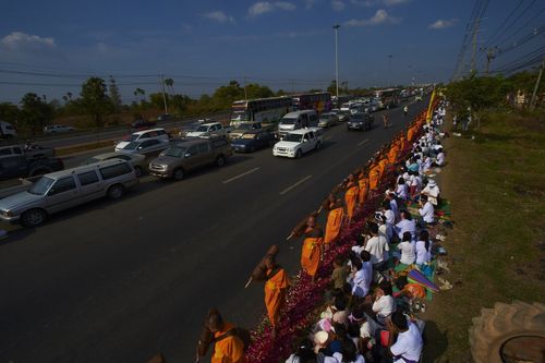 ภาพ No.5437:ประมวลภาพธุดงค์ธรรมชัย 2 มกราคม พ.ศ.2555