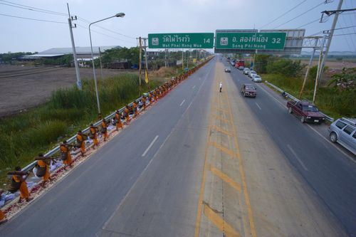 ภาพ No.5594:ประมวลภาพธุดงค์ธรรมชัย 5 มกราคม พ.ศ.2555