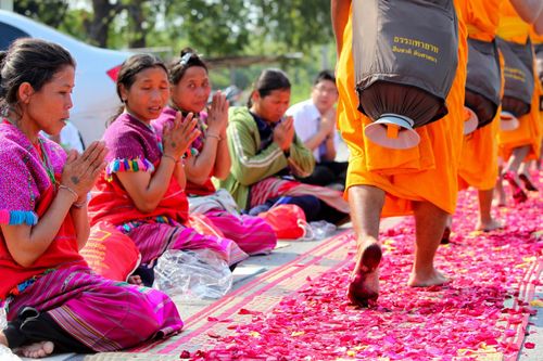 ภาพ No.5540:ประมวลภาพธุดงค์ธรรมชัย 6 มกราคม พ.ศ.2555